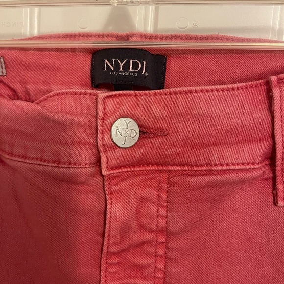 NYDJ  SKINNY CAPRI LIFTXTUCK PINK GREAT PRE-OWNED CONDITION - Picture 2 of 10